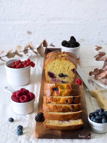 Very berry Loaf Bread (Bizcocho de frutos del bosque)