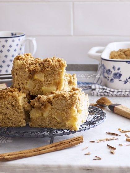 Apple Coffee Cake (Bizcocho de manzana con canela)