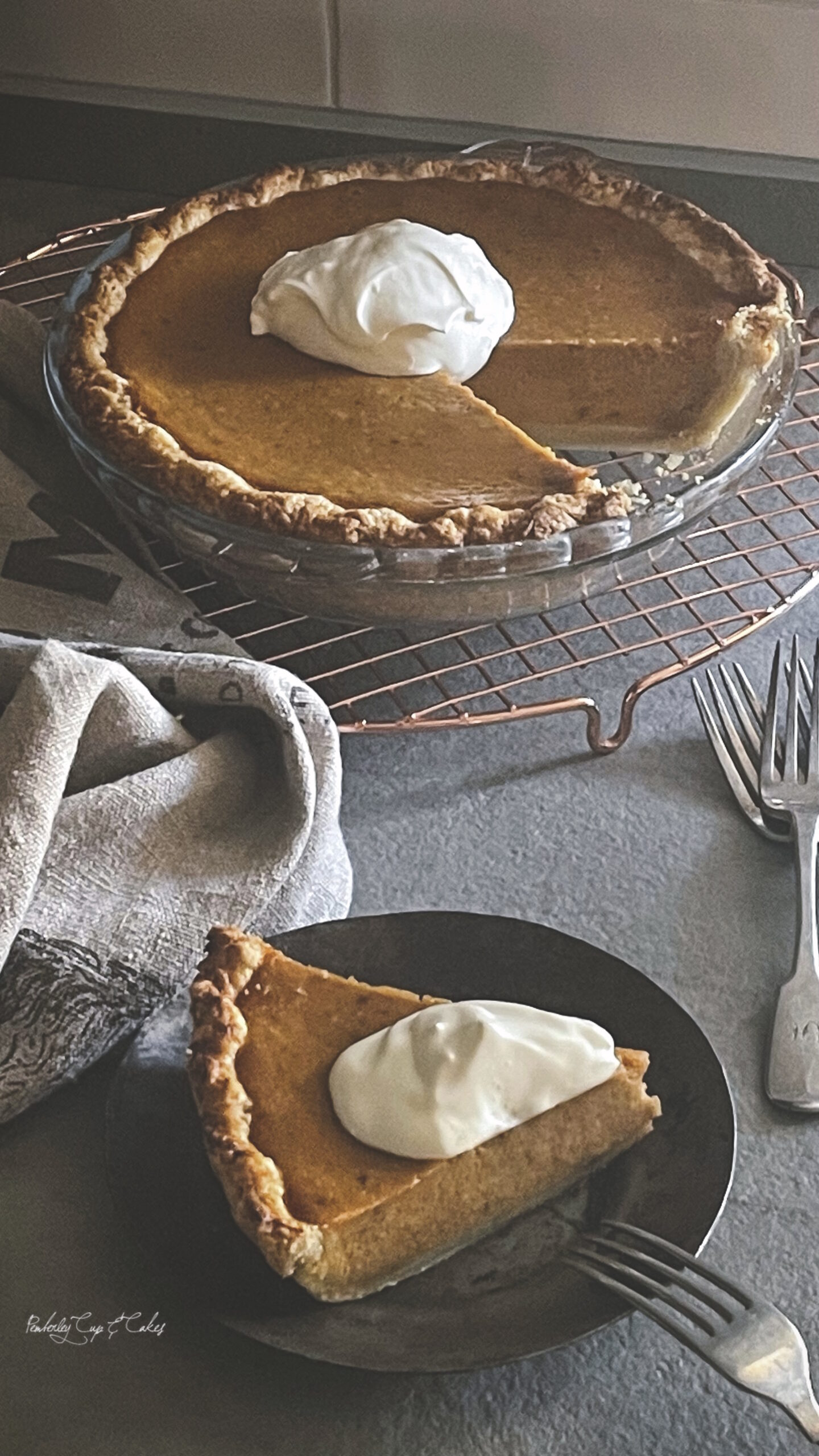 Pumpkin pie slice with cream